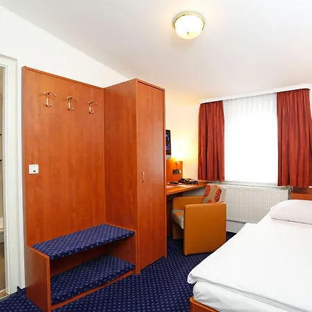 Stadt Hannover 3* Göttingen