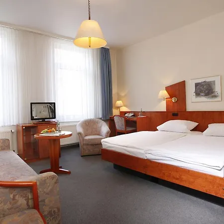 Hotel Stadt Hannover 3*